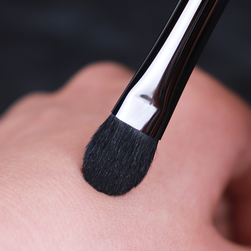 Piccasso Grey Makeup Brush 707 - Makeup Beauty Ro review and price