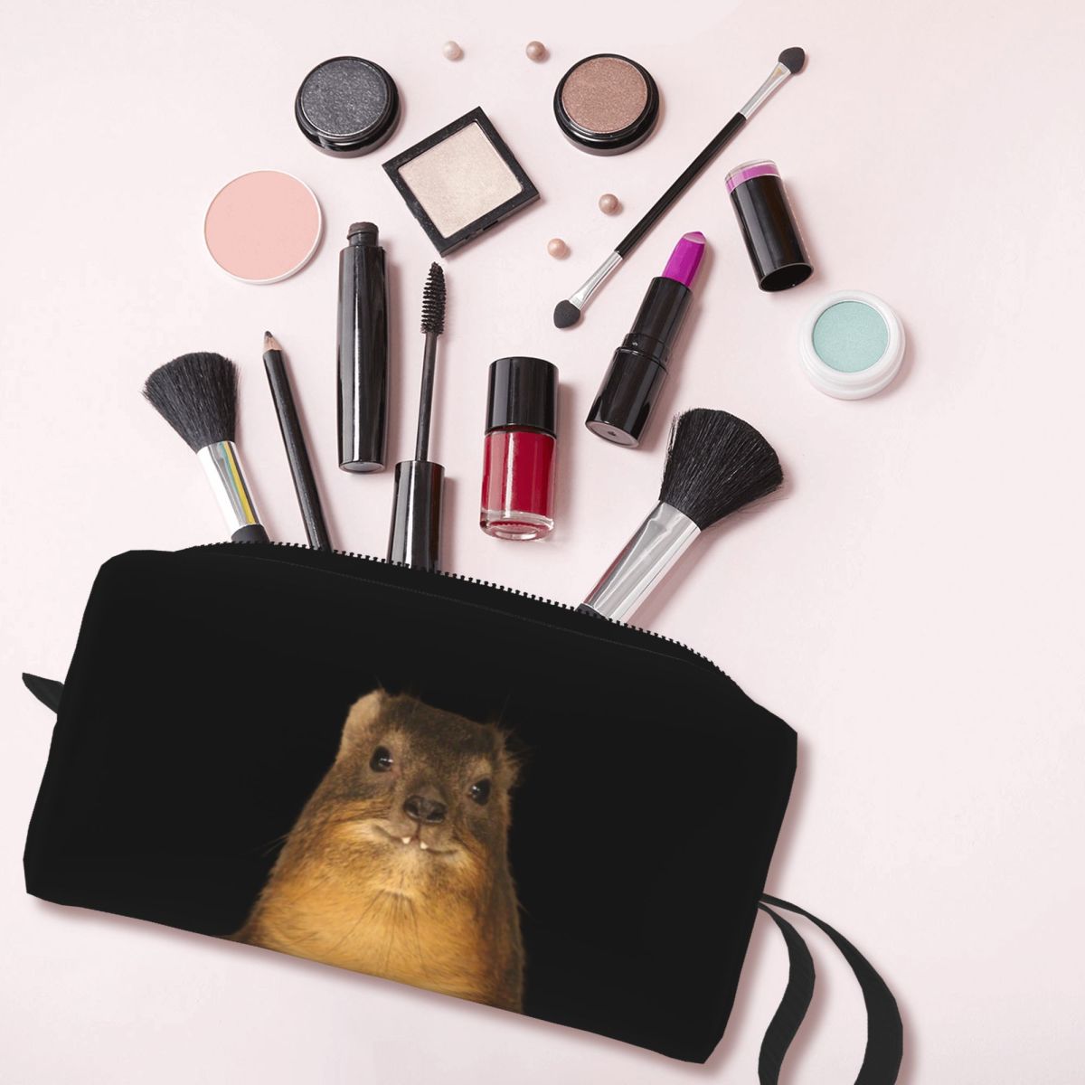 Rock Hyrax Photo Dassie Vampir - Beauty Vampire Makeup review and price